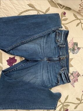 Kut from the Kloth Medium Blue Straight Leg Jeans